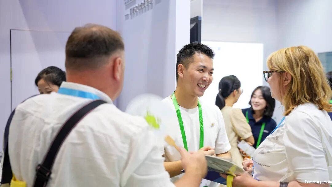 雷竞技app官网网站AI+雷竞技亚教展 “出圈”:人工智能助力教育引关注,国内外需求高涨4.jpg 雷竞技app官网网站AI+雷竞技亚教展 “出圈”:人工智能助力教育引关注,国内外需求高涨4.jpg
