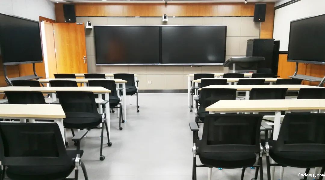 安康学院1.jpg