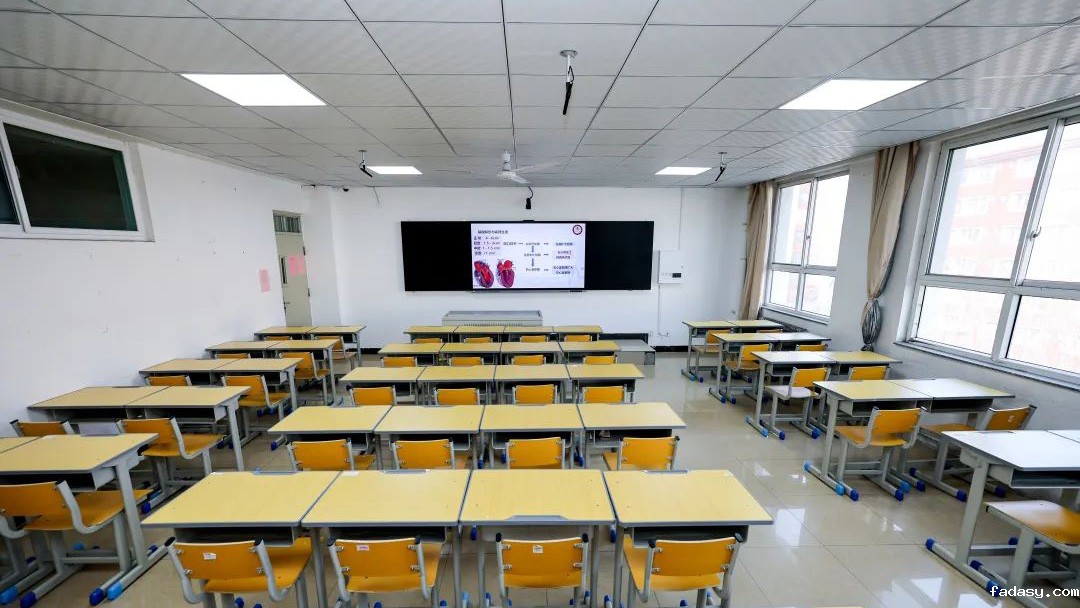 雷竞技app官网网站智慧录播教室.jpg 雷竞技app官网网站智慧录播教室.jpg