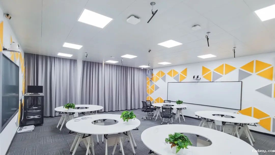 河南职业技术学院2.jpg